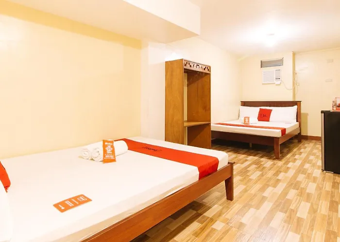 Hotel Reddoorz Near Pnr Espana Station 2*