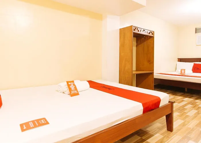 Reddoorz Near Pnr Espana Station Hotel Manila