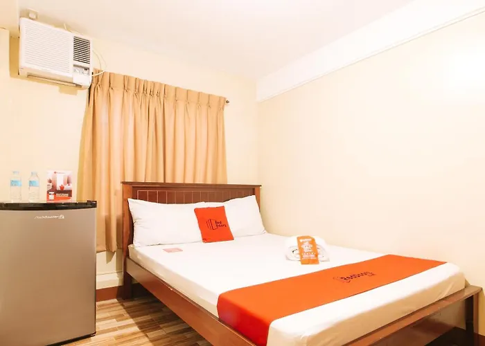 Reddoorz Near Pnr Espana Station Hotel Manila