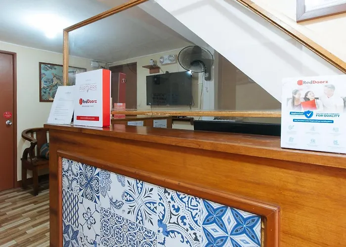 Hotel Reddoorz Near Pnr Espana Station