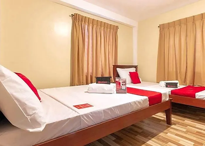 Reddoorz Near Pnr Espana Station Manila