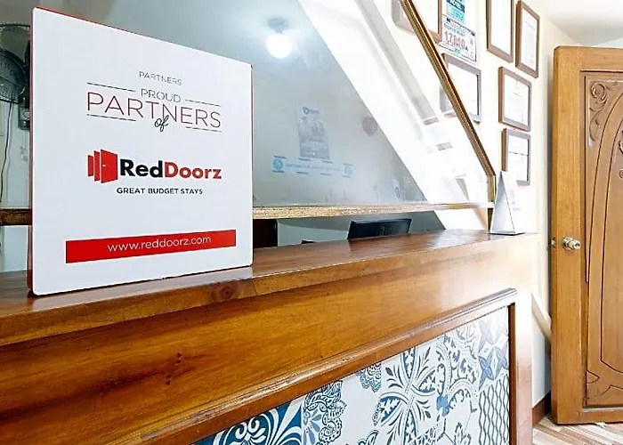 Hotel Reddoorz Near Pnr Espana Station
