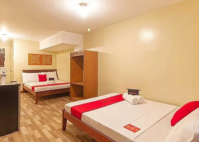 Hotel Reddoorz Near Pnr Espana Station 2*